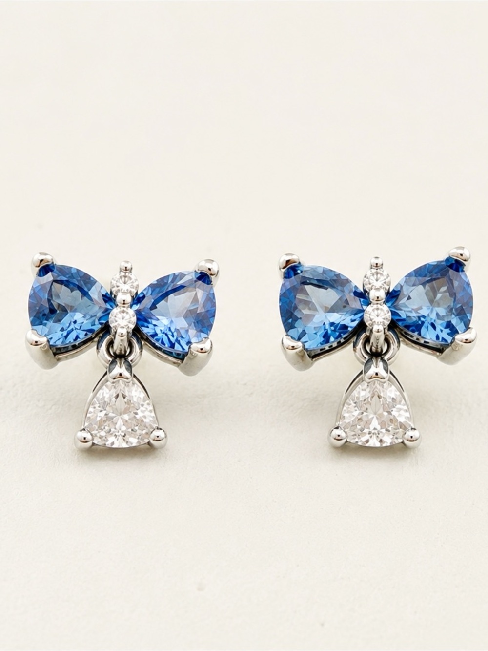 Pandora Bridgerton Blue Bow Stud Earrings Sterling Silver Blue Crystal 294336C01